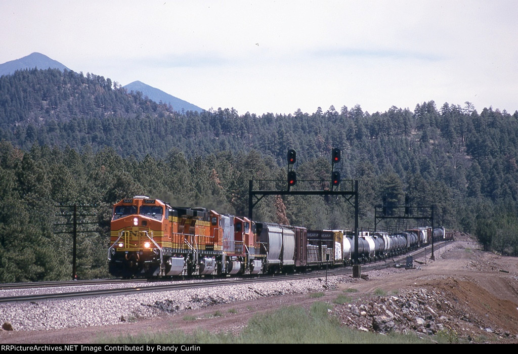 BNSF 5472 West